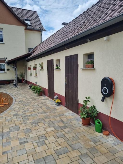 Lauta Ferienwohnung *Zur Weinbergstrasse* מראה חיצוני תמונה
